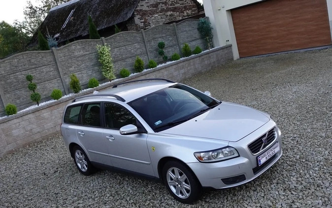 Volvo V50 cena 14900 przebieg: 323000, rok produkcji 2007 z Brześć Kujawski małe 79